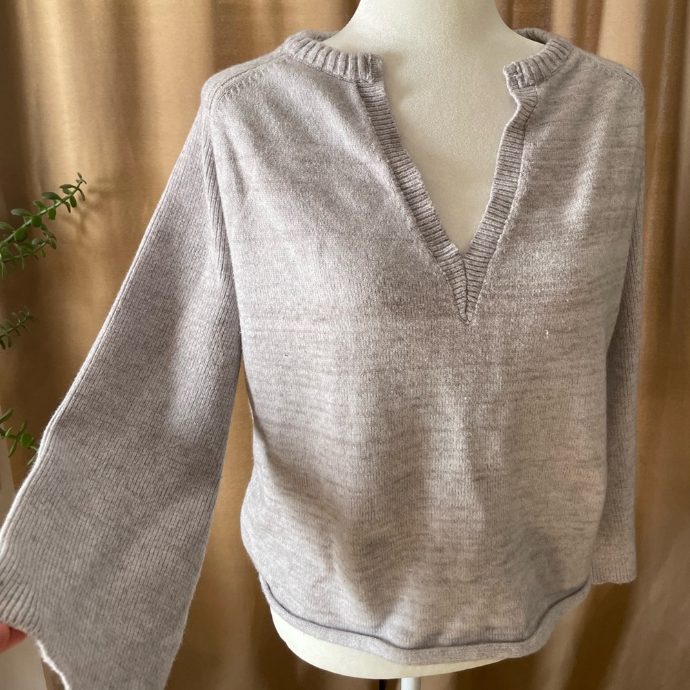 Gray Rib Trim Cozy Split Neck Pullover Sweater Size M